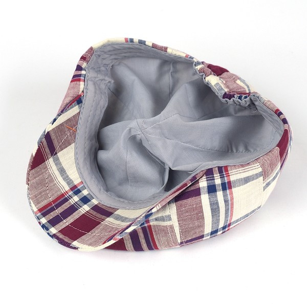 Vīriešu rūtainā cepure ar pīķi