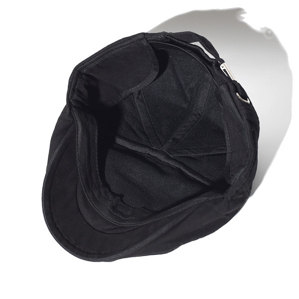 Vīriešu ziemas berete ar metāla elementu