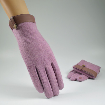 Μοντέρνα μονόχρωμα γυναικεία γάντια με κουμπί