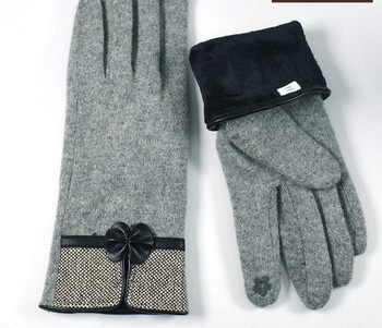 Дамски зимни ръкавици в два цвята 