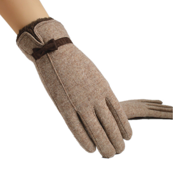 Sieviešu cimdi ar lentēm