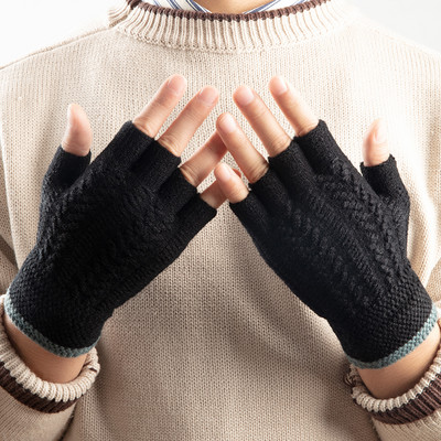 Ženske rukavice bez prstiju s printom