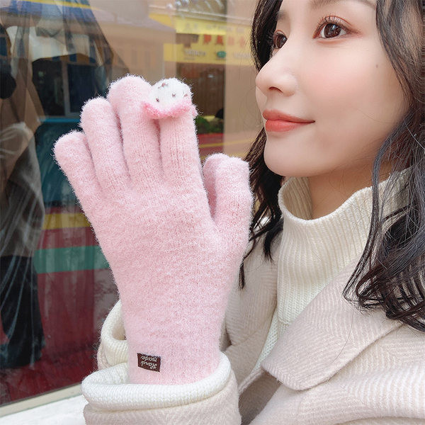 Zimske ženske rukavice s animacijom