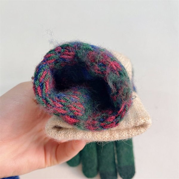 Sieviešu ziemas cimdi