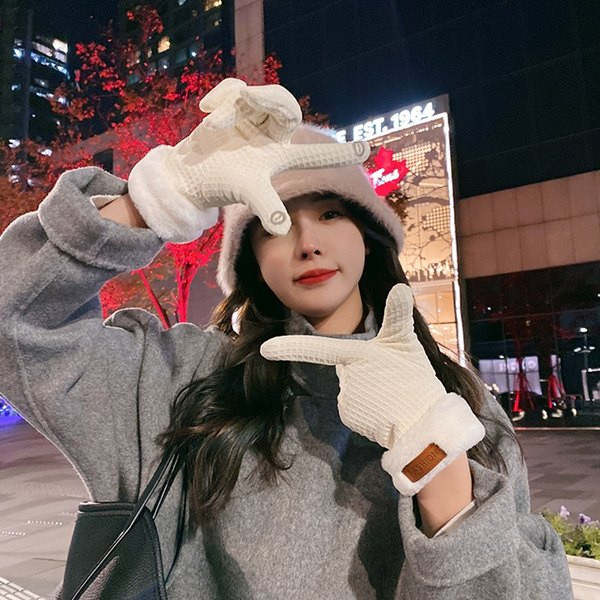 Ziemas cimdi ar dūnām - vairākas krāsas