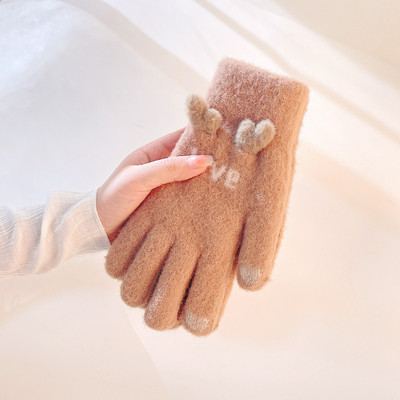 Sieviešu dūnu cimdi ar 3D elementu