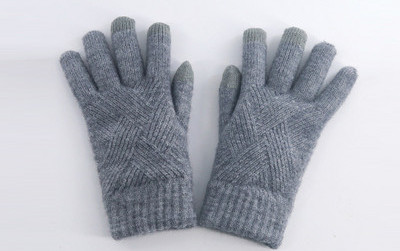 Sieviešu ziemas cimdi ar apdruku un oderi