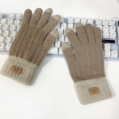 Γυναικεία χειμωνιάτικα γάντια σε διάφορα χρώματα