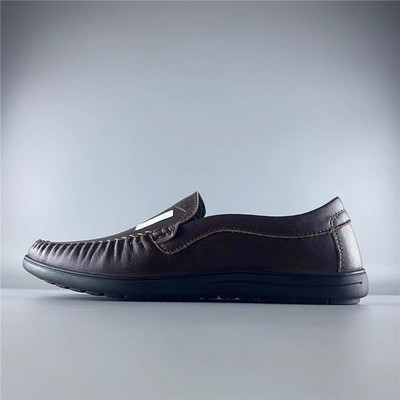 Vīriešu ādas mokasīni