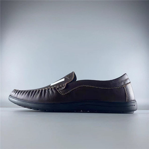 Vīriešu ādas mokasīni
