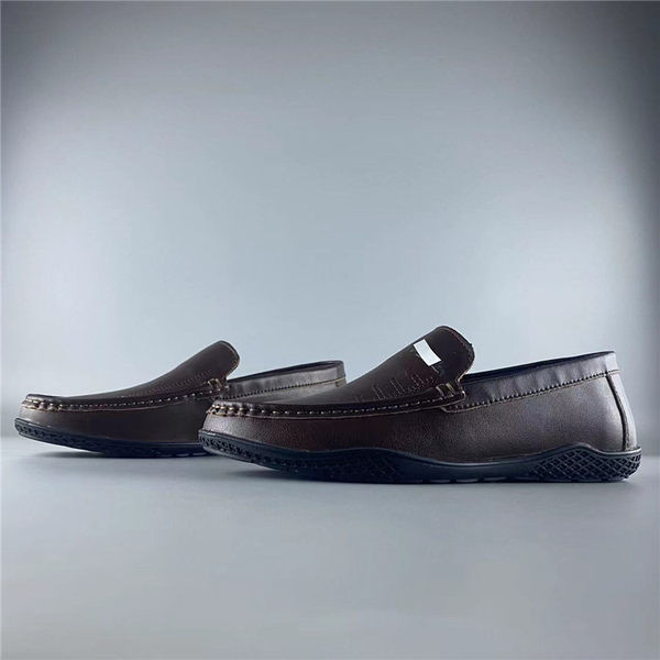 Moderne muške mokasine od eko kože braon boje