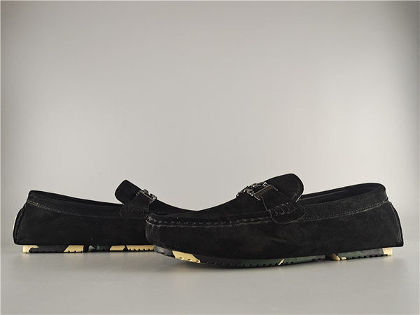 Stilīgi vīriešu mokasīni no eko zamšādas ar metāla elementu