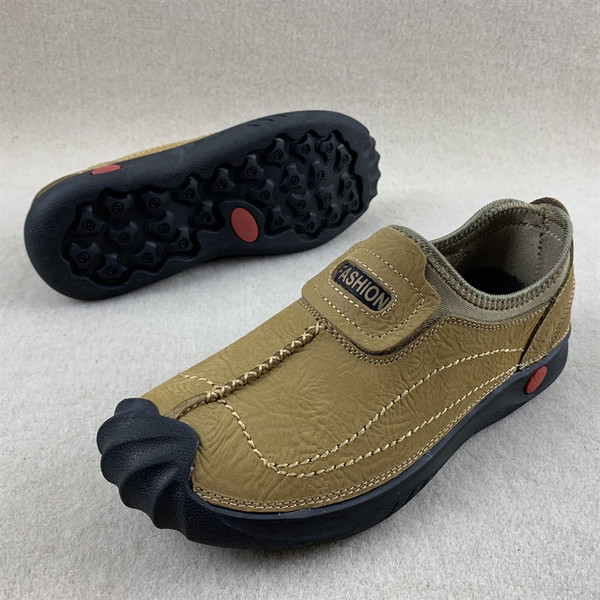 Vīriešu mokasīni ar uzrakstiem