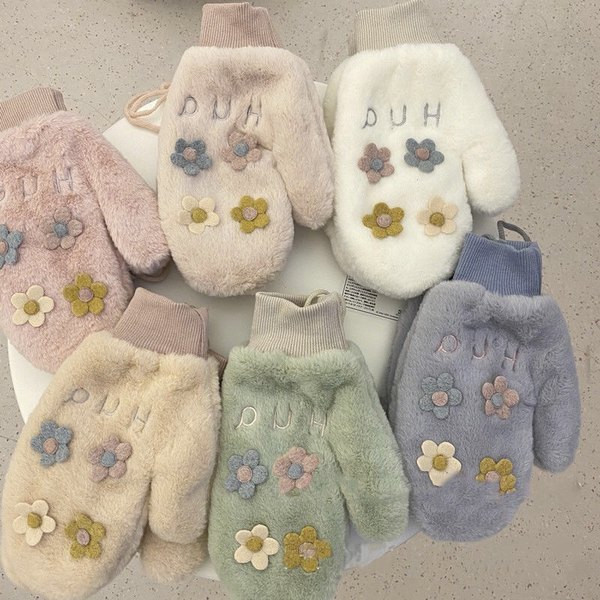 Sieviešu ikdienas apdrukāti cimdi