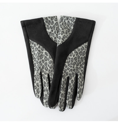 Modes sieviešu cimdi ar dzīvnieku rakstu