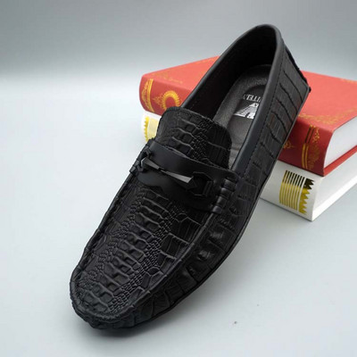 Vīriešu mokasīni ar sprādzi