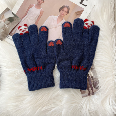 Γυναικεία χειμωνιάτικα γάντια με εφαρμογή και επιγραφή διάφορα μοντέλα