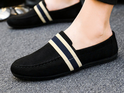 Noapaļoti vīriešu mokasīni ar plakanu zoli vairāki modeļi