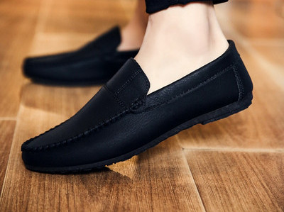 Moodsad meeste mokassiinid mitu mudelit lameda tallaga