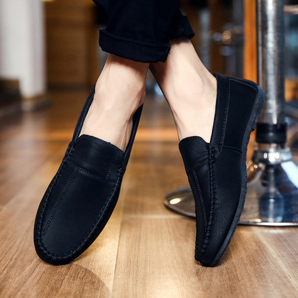 Moodsad meeste mokassiinid mitu mudelit lameda tallaga