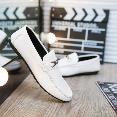 Öko-nahast valmistatud meeste pidulikud mokassiinid