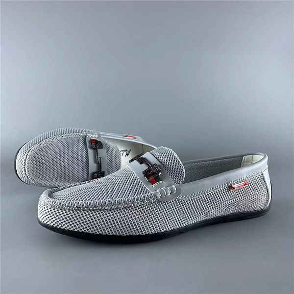 Ikdienas vīriešu mokasīni ar metālisku apdari