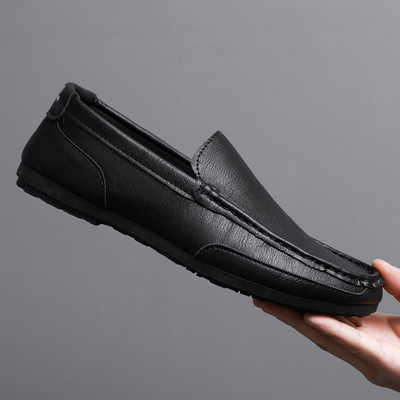 Μοντέρνα μοκασίνια από έκο δέρμα