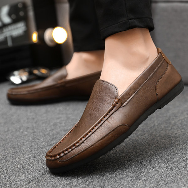 Μοντέρνα μοκασίνια από έκο δέρμα