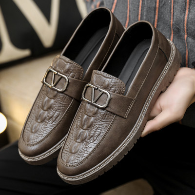 Στρογγυλεμένα ανδρικά μοκασίνια με επίπεδη σόλα πολλά μοντέλα