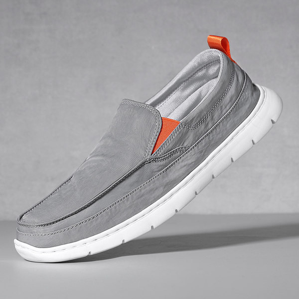 Jauna modeļa vīriešu audekla mokasīni vairākās krāsās