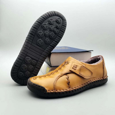 Vīriešu mokasīni ar biezu samta oderi no eko ādas ar velcro ielāpiem