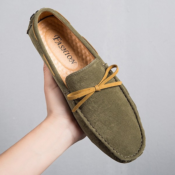 Jauna modeļa vasaras vīriešu mokasīni četrās krāsās