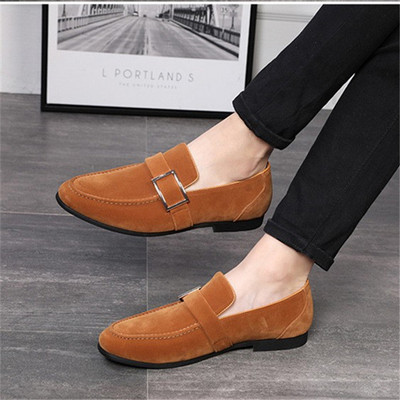 Pavasara vīriešu kurpes ar sprādzēm