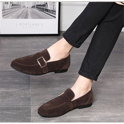 Pavasara vīriešu kurpes ar sprādzēm