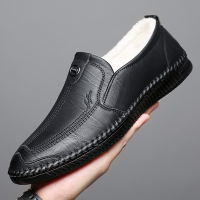 Vīriešu ādas mokasīni ar vai bez odere