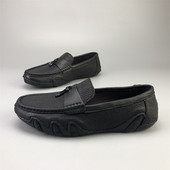 Muške kožne mokasine s metalnim elementom zaobljeni model