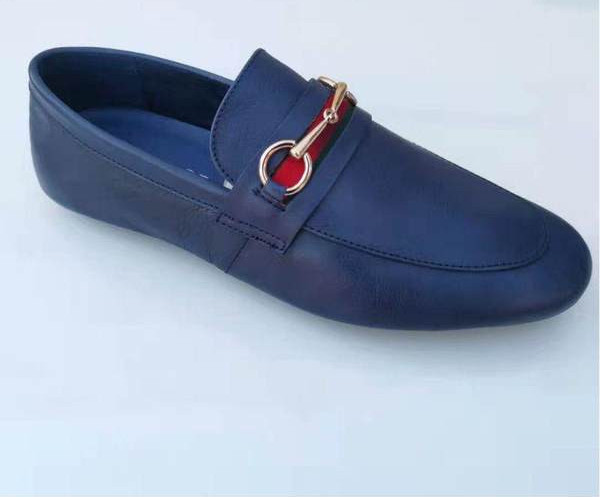 Vīriešu eleganti mokasīni ar sprādzi