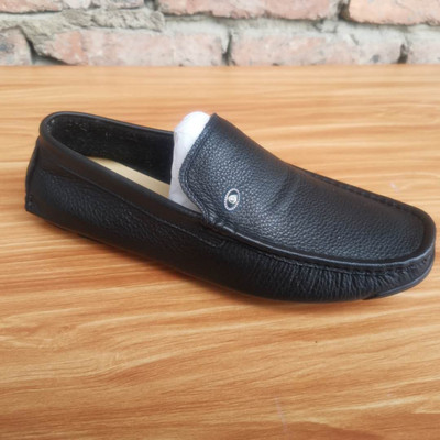 Ādas mokasīni trīs krāsās vīriešiem