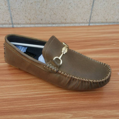 Vīriešu mokasīni ar sprādzi četrās krāsās