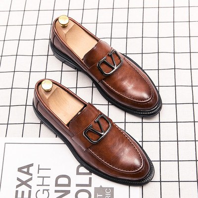 Vīriešu mokasīni ar sprādzi divās krāsās