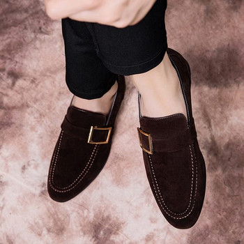 Μοντέρνα ανδρικά παπούτσια με αγκράφα - μαύρο και καφέ χρώμα