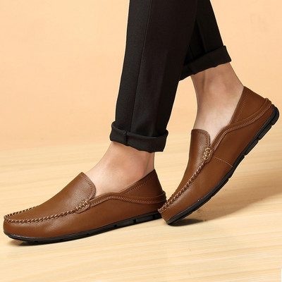 Alkalmi férfi bőr mokaszinok - két modell