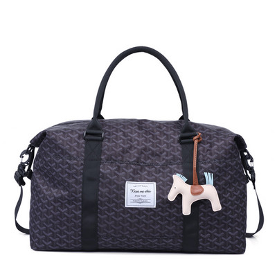 Utazótáska fogantyúval és cipzárral