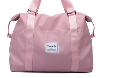 Sporta ceļojumu soma divās krāsās