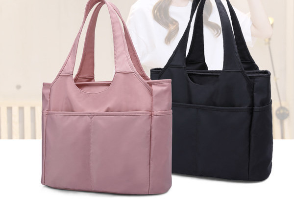 Ceļojumu soma ar rokturi divās krāsās