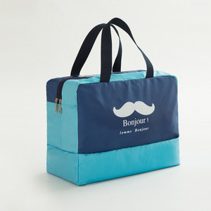 Vandeniui atsparus nešiojamas kelioninis krepšys su spauda