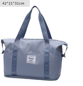 Ležerni model putne torbe s džepom