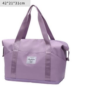 Ležerni model putne torbe s džepom