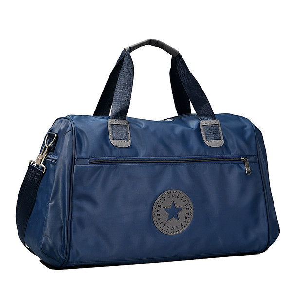 Audekla soma ar priekšējo kabatu un garu rokturi