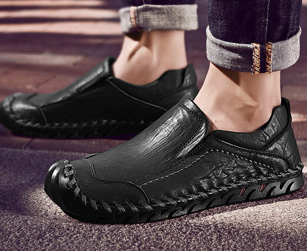 Vīriešu mokasīni no eko ādas divās krāsās